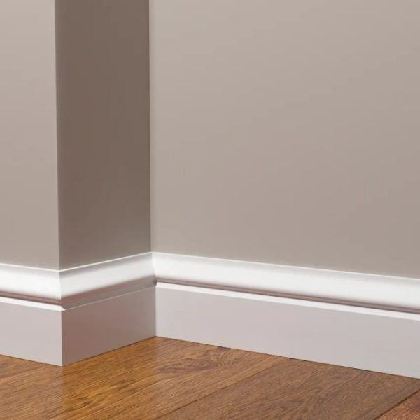 Плинтус DECOR-DIZAYN DD122